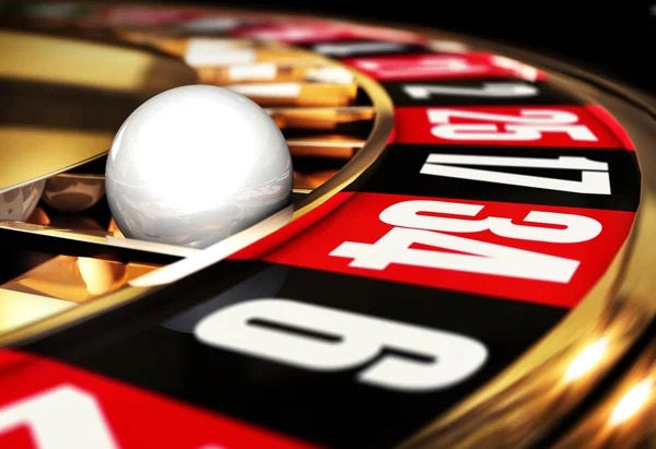 Featured Games lobby on ligazoom slot mobile platform showing sportsbook, live tables, slots, and esports